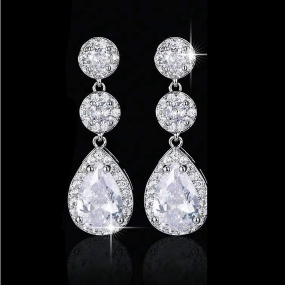 Luxury Water Drop Dangle Earrings